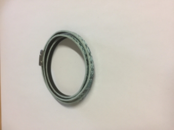 Wikkelarmband slangenprint blauw