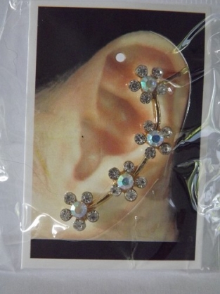 Earcuff lichtblauw