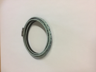 Wikkelarmband slangenprint blauw